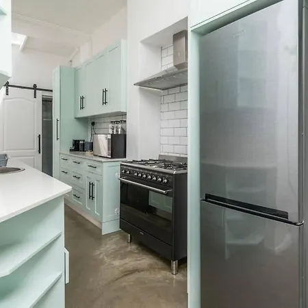 Contemporary Two Bedroom House In Greenpoint Kaapstad Buitenkant foto