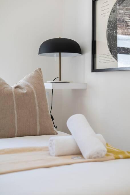 Contemporary Two Bedroom House In Greenpoint