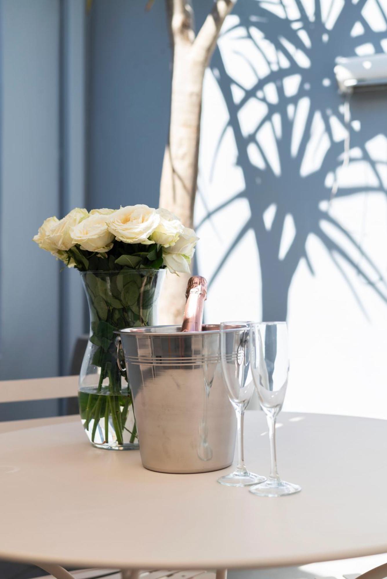Contemporary Two Bedroom House In Greenpoint Appartement